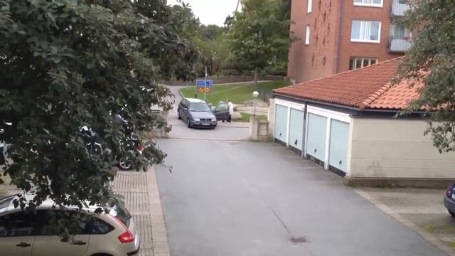Парковка у дома