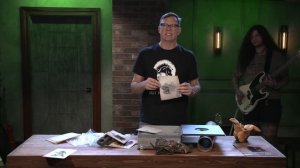 Matthew Lillard Unboxes Beadle & Grimm’s Platinum Edition of Baldur’s Gate: Descent into Avernus!