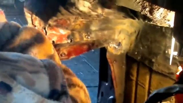 Кузовной ремонт своими руками-не судите строго, делаю первый раз и без опыта(7) смотреть онлайн