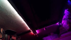 rgb подсветка потолка,установка экрана проектора.