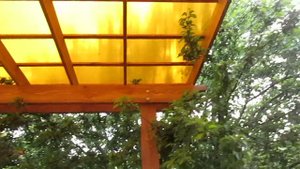 Деревянная беседка с поликарбонатом.