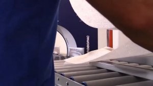 Обмотка в стрейч-плёнку с укрыванием | Горизонтальный обмотчик ROBOPAC