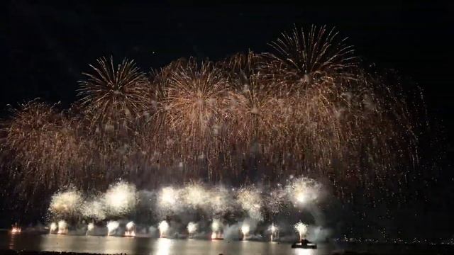 Набережная круазет Фестиваль фейерверков смотреть онлайн