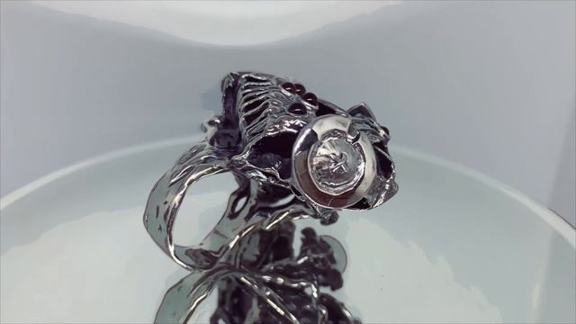 Старый кафтан . Кольцо из серебра с жемчугом , аметистом и мелким гранатом смотреть онлайн