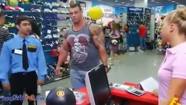 качок хотел украсть гантель смотреть онлайн