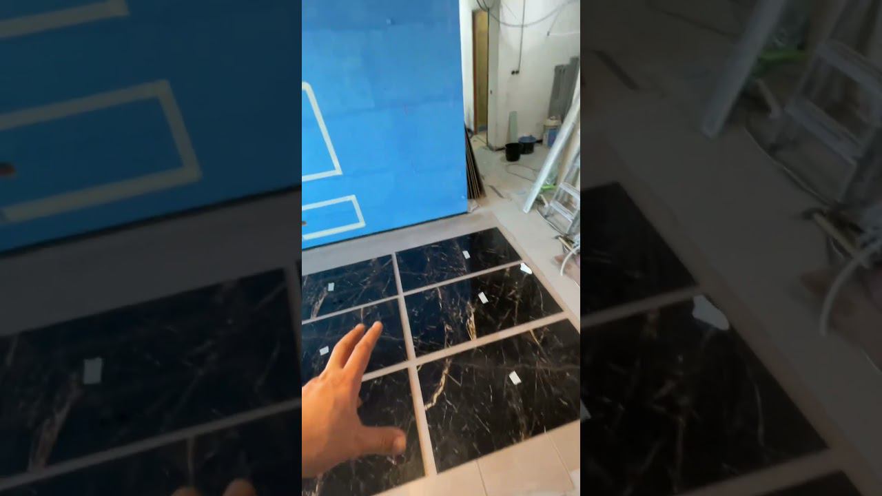 Предварительная раскладка плитки. Раскладка плитки на сухую. Плитка с подбором рисунка. смотреть онлайн