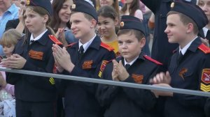 На главной площади города собрались почти 20 тысяч горожан