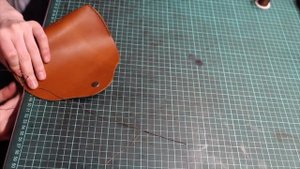 Кожаный чехол для очков своими руками (за мат извени)