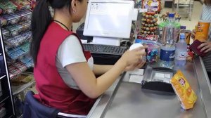 Продающие кассиры в супермаркетах — методы работы эффективного менеджмента