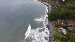 БАЛИ 2024, СЛЕЗЫ ТУРИСТА ТЕКУТ РУЧЬЯМИ! КУРОРТ С ЧЕРНЫМИ ПЛЯЖАМИ! САМЫЙ СПОКОЙНЫЙ РАЙОН БАЛИ АМЕД