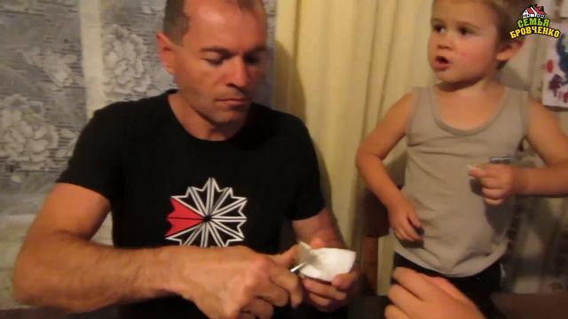 Семья Бровченко. Пробуем кокосы, впечатление, как правильно их открывать. (05.17г.) смотреть онлайн