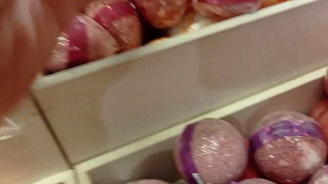 Покупки в ТЦ. Массаж за  10 рублей.Купили пряничный домик. смотреть онлайн