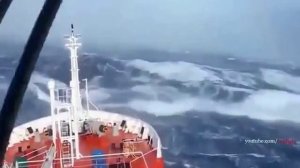 Плавание в свежую и штормовую погоду - Подборка лучших штормов