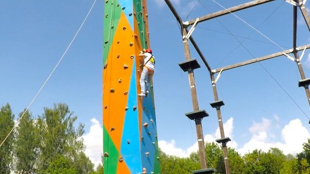 Скалодром Топ Ган и ГАЗОНОКОСИЛКА смотреть онлайн