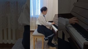 1.Кабалевский . Этюд ля мажор. 2.Пёрселл. Граунд.