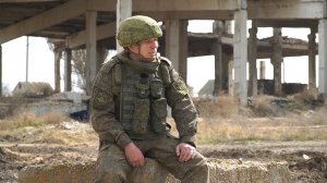 Военнослужащие «за ленточкой»: где страх встречается с мужеством. Специальный репортаж из зоны СВО