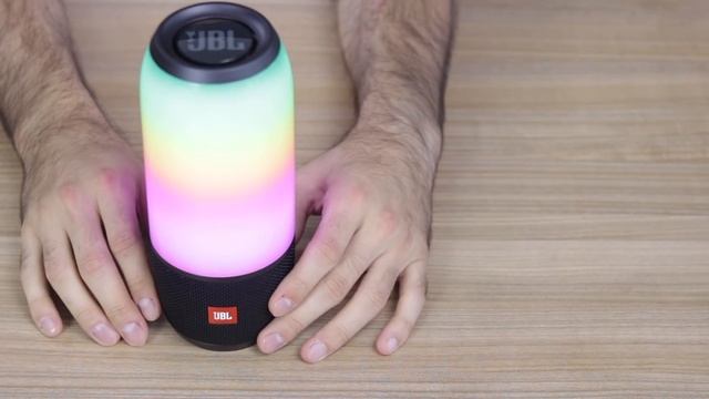 Обзор всех беспроводных колонок JBL 2018г. Charge 3, Xtreme 2, Boombox, Pulse 3, Flip 4, Go2, Clip смотреть онлайн