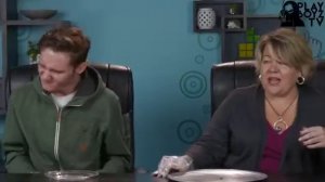 съесть самый острый перец в мире