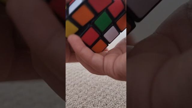 Solvin' a Flat Rubik's cube, 2×2 Rubik's cube, Orbit Rubik's cube and the original 3×3 Rubik's cube смотреть онлайн