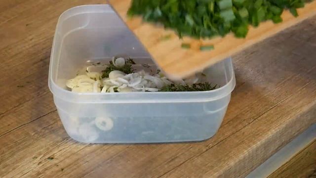 Вкуснейшие пирожки на творожном тесте с яйцом и луком. смотреть онлайн