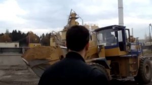 Фронтальный погрузчик LONGGONG.MPG