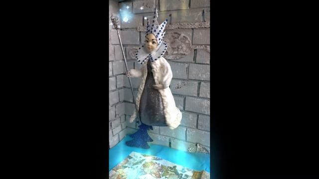 Снежная Королева с посохом смотреть онлайн