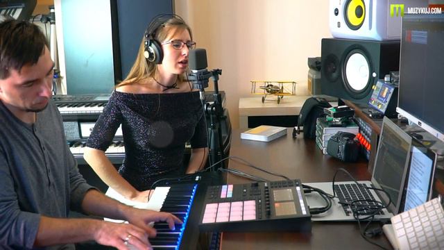 Mizerna Cicha - kolęda portalu Muzykuj Maschine NI Komplete Kontrol смотреть онлайн