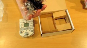 Распаковка оригинального процессора для акустической гитары | Unpacking genuine Zoom A3