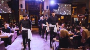 Сиртаки в исполнении «Шоу Талантливого Персонала»