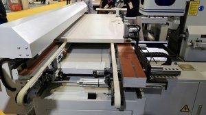 Станок MDK-4120D3 для фрезеровки пазов под ручку, замок и петли в дверях