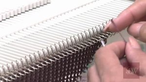 Вязальная машина LK 150. Интарсия и интарсионная каретка AG 11