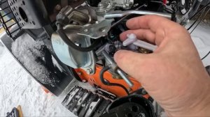 Разбираюсь почему троит мотор.