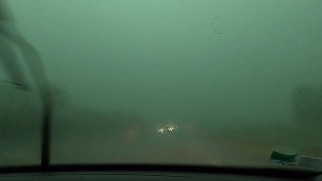 BONUS : Orage MONSTRUEUX ! Supercellule sur l'A4 entre l'Aisne et la Marne смотреть онлайн