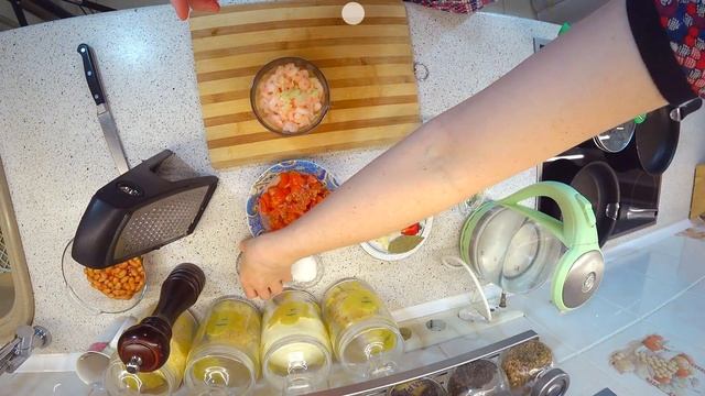 122. Фасоль с креветками: горячее блюдо испанской кухни смотреть онлайн