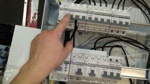 Сборка трёхфазного щита ABB Mistral для дома!
