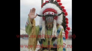 Индейское шоу Чанте Ша (индейцы и ковбои) по Москве реке, вдоль Кремля