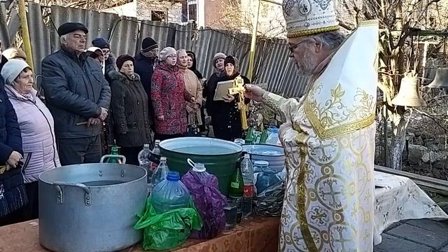 Во Иордане крещающуся Тебе, Господи… 19.01.2019 г смотреть онлайн