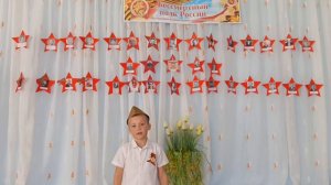 Стихотворение "Праздник в садике". Миша Чуркин, 7 лет. Детский сад № 15.mp4