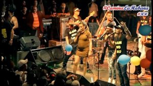 AY VAMOS (EN VIVO) - BAMBOLEO (CANTA: EL HIJO DE TERESA) | CAMINA LA HABANA by RENZO REY #RR