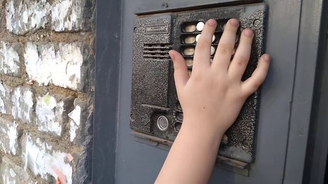 Как поставить мелодию Мелодичный двойной на ДОМОФОН Метаком МК20.1 смотреть онлайн