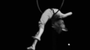 Выступление на воздушном кольце. Aerial hoop performance.