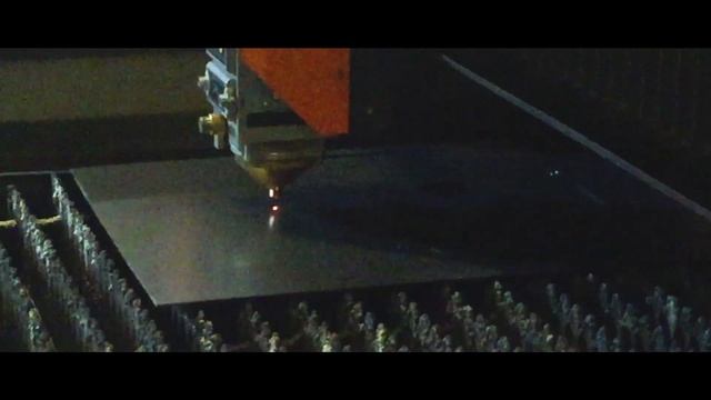 Лазерная резка черного металла. Резка стали 1мм | Metal-Case.ru