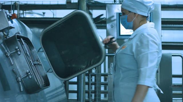 Рекламный ролик торговой марки "МОЛКОМ": детский творо "Ум-Кальций"