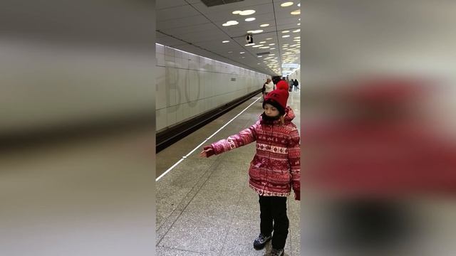 Правила поведения в метро смотреть онлайн