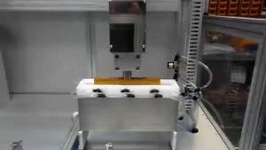 Резка пищевых изделий ультразвуковым ножом