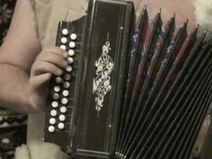 АЗЫ игры на гармошке хромке, "Во саду дерево цветёт"