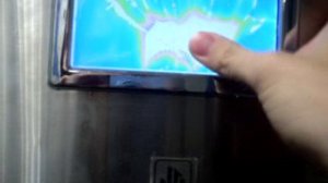 С..ки разбили ЖК дисплей в КМЗ лифте