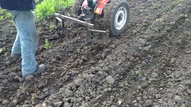 Прополка картофеля бритвами мотоблоком Угра, ч2 смотреть онлайн