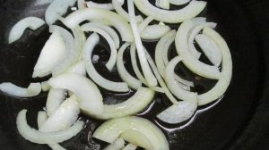 Теплый салат с тыквой и куриной печенью