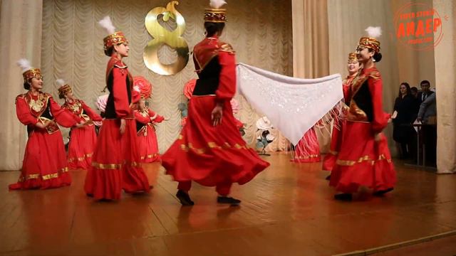 Камысты 8 марта народный танцевальный ансамбль Зарянка смотреть онлайн